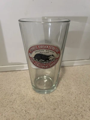 Vaso de pinta embotellado marca Guinness usado Foto 1 de 3