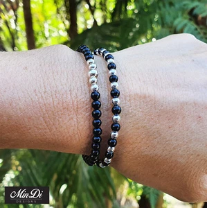 Set Of 2 Stackable Sterling Silver Stretch Bracelets With Black Onyx. - Imagen 1 de 8