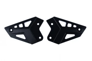 Black Brackets / Pair of Heel Rests Anodised Aluminum KAWASAKI Z900 2017-2019 - Picture 1 of 2