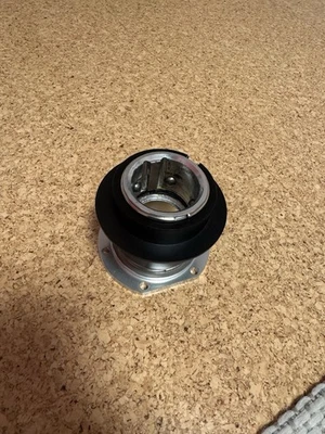 Original Fanatec QR1 Wheelside Club Sport Quick Release Adapter Metall Schwarz - Bild 1 von 2