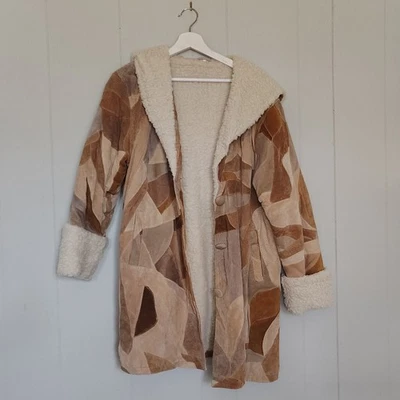 Chaqueta de cuero de gamuza retazos tostados vintage para mujer mediana grande abrigo sherpa con capucha Foto 1 de 4
