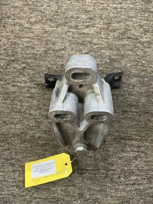 2010 Mercury Mariner Right Motor Mount 3.0L SB - Image 1 of 4