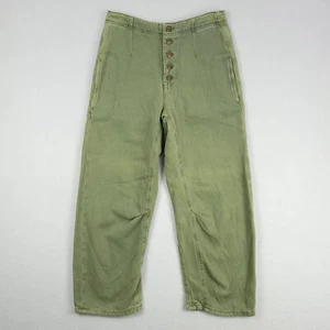 Pantalones de mezclilla We The Free Osaka tiro medio barril para mujer 25 verde militar botón mosca recortados - Imagen 1 de 15