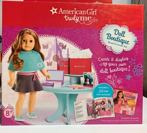 American Girl Puppe Truly Me Doll Boutique 32 Teile Lesen und Erstellen Kit Buch NEU - Bild 1 von 3