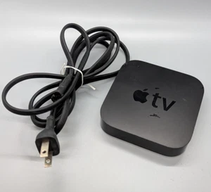 RELOADED Apple TV A1469 / EMC 2633 3rd Gen 8GB HD1080P Media Streamer NO REMOTE - Picture 1 of 4