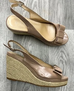 Pavers Espadrille Sandals, Size 5, Beige Patent Leather, Comfy, Great Condition - Picture 1 of 10