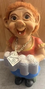 Troll Heico Nodder Bobble Head Alemania Occidental Años 60 Bruja Antigua con Taza de Cerveza - Imagen 1 de 18