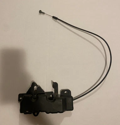 2010-2016 Hyundai Genesis Coupe trava do capô com tampa acabamento captura cabo liberação fabricante de equipamento original - Imagem 1 de 3
