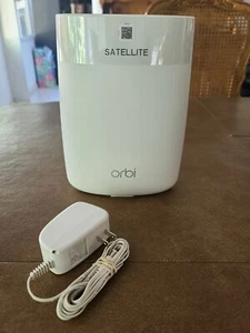 NETGEAR Orbi RBS50v2 AC3000 Satellite WiFi Extender ~ Very Good Condition - Picture 1 of 10