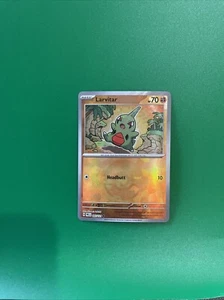 Pokemon TCG Larvitar Poke Ball Reverse Holo Prismatic Evolutions 047/131 - Picture 1 of 3