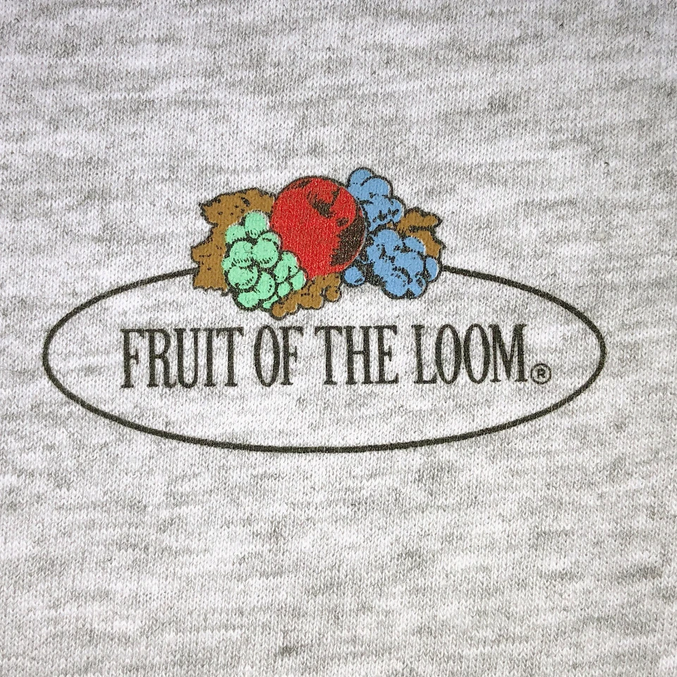 Fruit of the Loom Iconic 150 T-Shirt mit Vintage-Logo auf der Brust kult Shirt - Bild 1 von 1