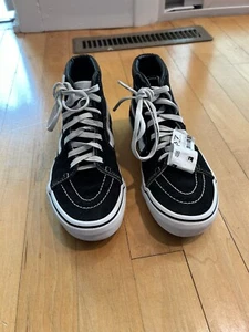 Vans Off the Wall Unisex Kid’s Black High Tops Size 2.5 - NWOB - Picture 1 of 11