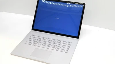 Microsoft Surface Book 2 15 Core i7 16GB 512GB prata 2017 - Imagem 1 de 4