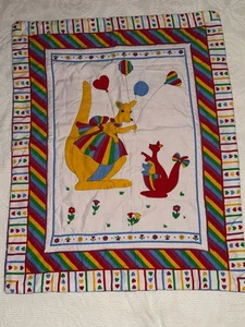 Vtg Handmade Machined Kangaroo Balloons Baby Child Quilt Blanket Hanging 40x32 - Picture 1 of 6