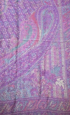 Bufanda suave 100 % cachemir rosa/fucsia/púrpura diseño cachemir pashmina, usada en excelente estado Foto 1 de 4