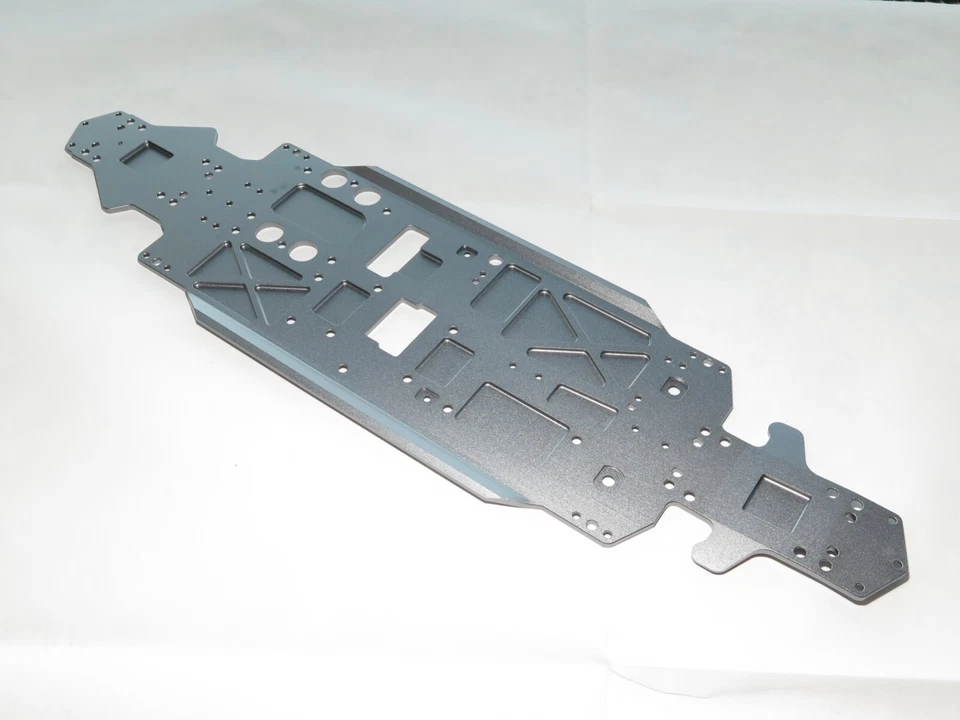 SER600066 SERPENT SRX8 GT '23 GP CAR CHASSIS - Image 1 of 1