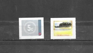 NEW ZEALAND 2004. SCENERY AND NUMERAL. MINT FULL GUM. AS PER THE SCAN. - Picture 1 of 3