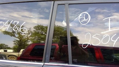 Vidrio de ventilación de puerta trasera derecha pasajero para 03-09 LEXUS GX470 389749 Foto 1 de 4