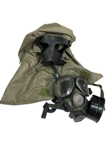 US Army M40 Gas Mask S Face Mask Filter And Hood Survival Gear Apocalyptic - Picture 1 of 18