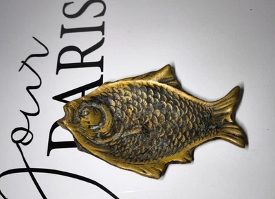 Aschenbecher aus Messing in Fischform  aus dem Anfang des 20. Jahrhunderts. - Bild 1 von 4