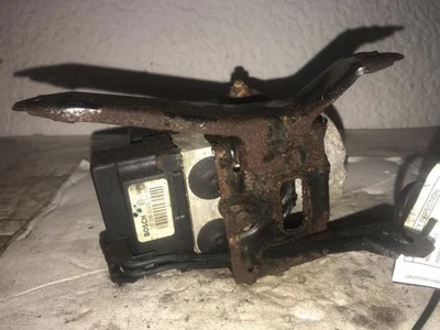 ABS Brake Pump Module 03 2003 Saturn Vue FWD 3.0L  - Image 1 of 4