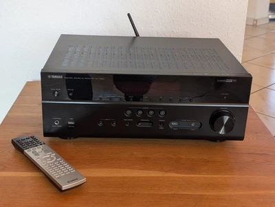 Yamaha RX-V683 4K Dolby Atmos 7.2 AV-Receiver, eARC, MusicCast - Bild 1 von 4