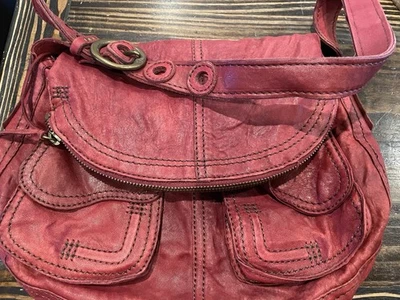 Cartera BoHo de cuero rojo marca Lucky, bolso rojo otoño, cartera de cuero, estilo vintage Foto 1 de 4