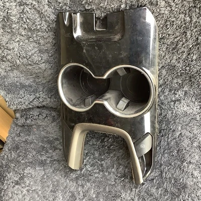 Portavasos Ford Fusion 2013-2016 y cubierta superior con interruptor de estacionamiento OEM DG9T2B623ACW Foto 1 de 4