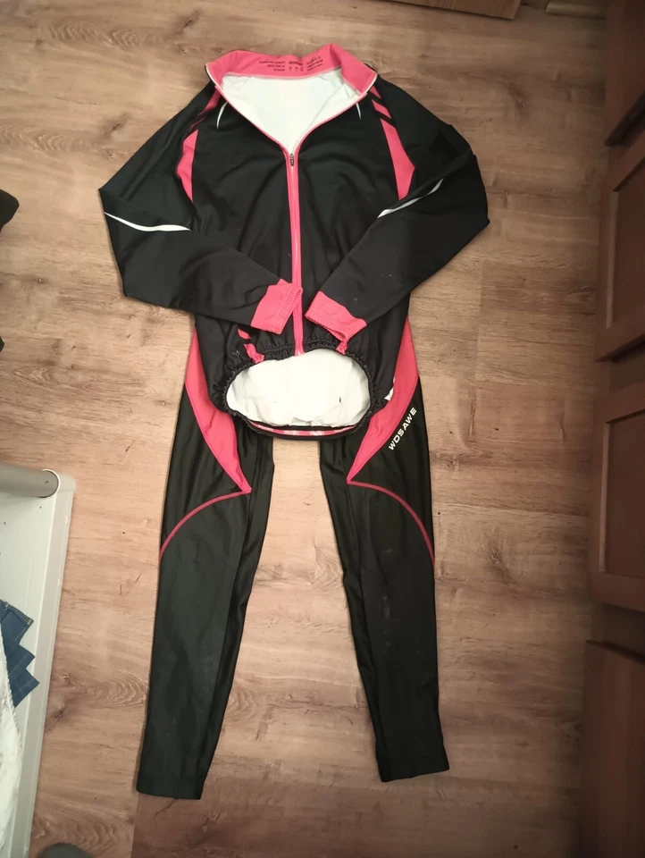 WOSAWE Women's Padded Cycling Outfit Red And Black  - Image 1 of 4