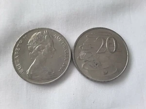 1 x 1981 20 cent Australian 20c Lightly Circulated - Picture 1 of 1