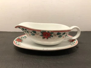New In Box Vintage Royal Heritage Holiday Collection Gravy Boat and Underplate - Picture 1 of 6