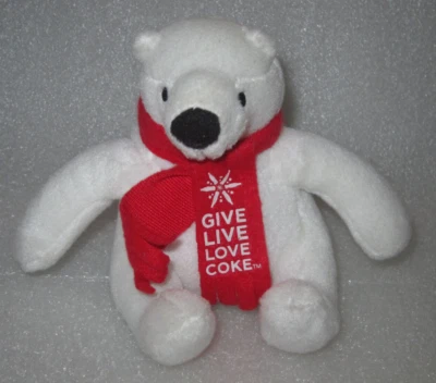 2006 COCA-COLA EISBÄR PLÜSCHTIER MIT SCHAL "GIVE LIVE LOVE COKE" 4 ZOLL GROSS - Bild 1 von 4