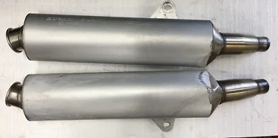 Ducati Monster 900 M900 99 及更早原始设备制造商消声器一对库存 LH&RH 变色 — 第 1/4 张图片