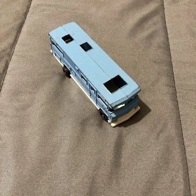 Autocaravana TootsieToy vintage años 70 cámper Winnebago azul Foto 1 de 4