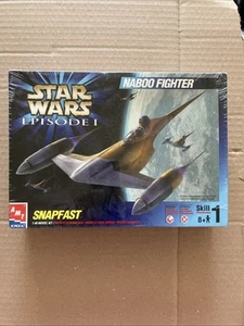 Star Wars - Episode One - Naboo Fighter - Snapfest Model Kit - Picture 1 of 2