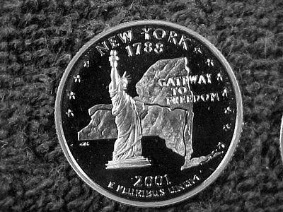 2001 S NEW YORK STATE  QUARTER FROM PROOF SET - Image 1 of 2