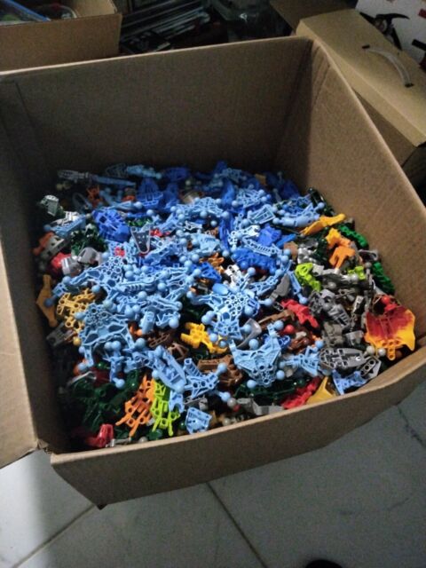 Huge Lego Technic Bionicle Lot Parts minifigures figures minecraft roblox  12b17