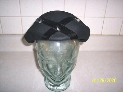 SOMBRERO CLOCHE DE FIELTRO DE PIEL GENUINA TERCIOPELO NEGRO VINTAGE PARA DAMAS 23 1/2" CIR.     Foto 1 de 4