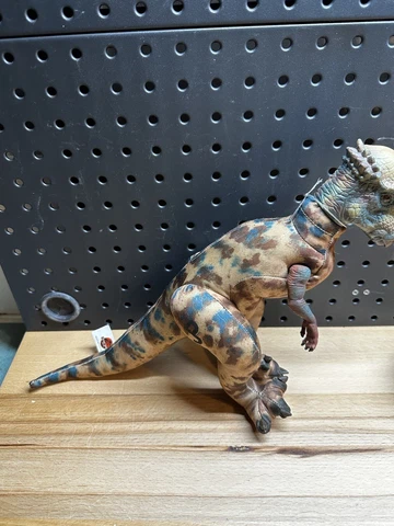 Jurassic Park JP Lost World Vintage Bend-A-Saur Pachycephalosaurus Plush 1996 Cover