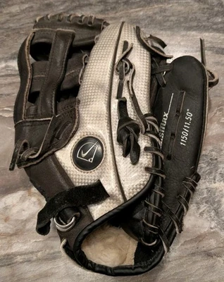 Nike Kaos Max 1150 11.5” Youth Baseball Glove Black Silver Right Hand Throw RHT - Image 1 of 4