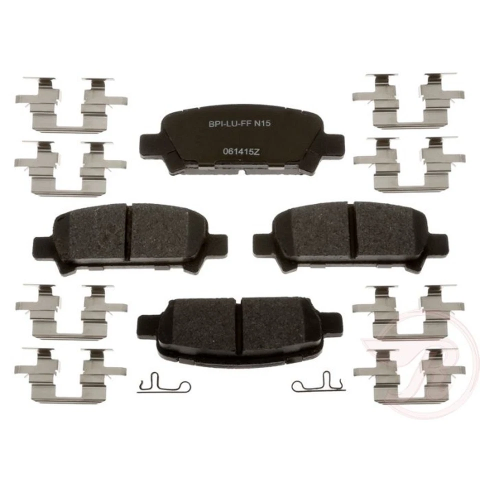 Juego de pastillas de freno traseras de 2 ruedas MGD770CH Raybestos Raybestos para Subaru Legacy Baja 03-06 Foto 1 de 1