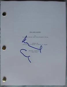MICHAEL CAINE SIGNED THE DARK KNIGHT FULL SCRIPT DC/COA (RARE) - Bild 1 von 1