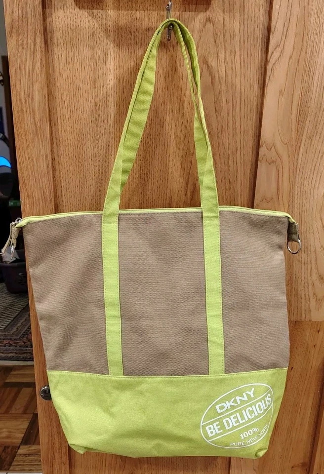 DKNY Large Zip Tote Beach Shopping Bag Be Delicious Pure New York 100% B35 - Image 1 of 4