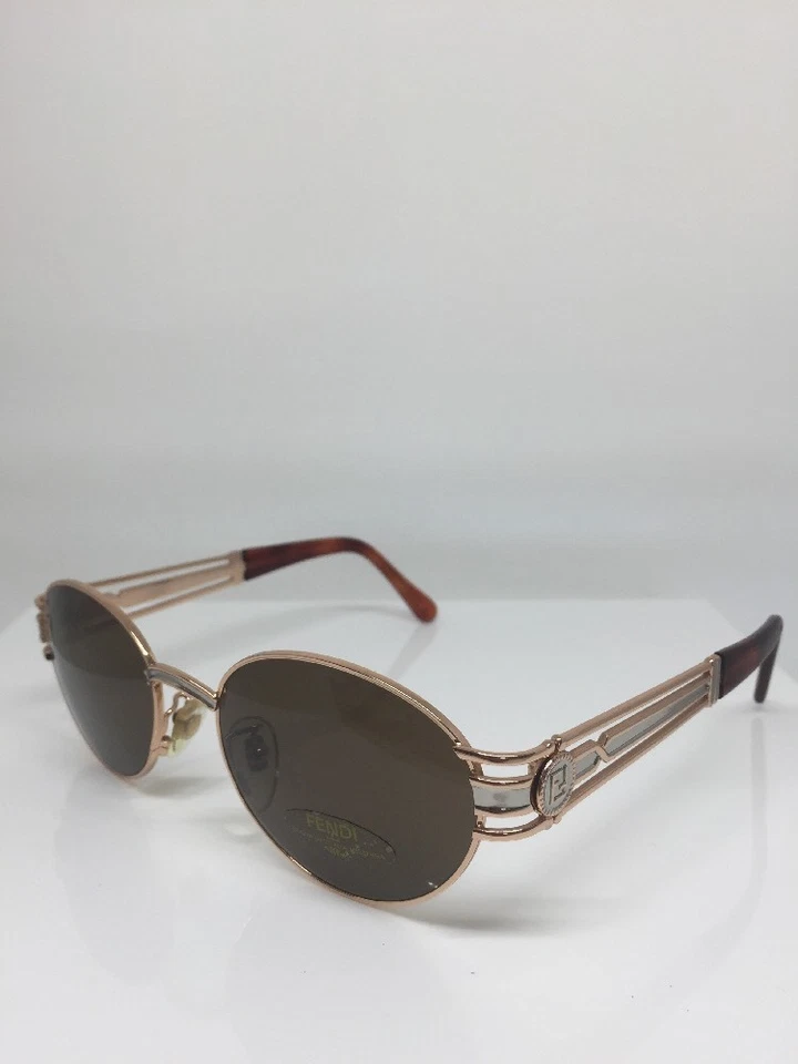 Nuevas Gafas de Sol Fendi SL 7030 Vintage c. Dorado y Plateado Mod. SL 7030 C. 678 Italia Foto 1 de 4