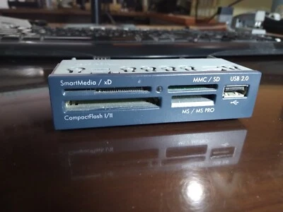 HP Multi Card reader (P/N 5069-6732) No cable - Image 1 of 2
