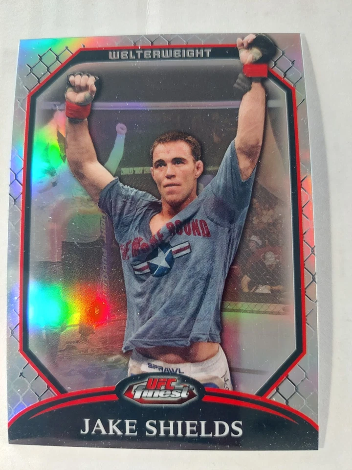 Jake Shields #7 2011 Topps UFC Finest Refractor #353/888 - Image 1 of 2
