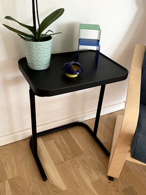 Tavolino Support PC Ikea Bjorkasen Regolabile In Altezza Ed Inclinazione - Immagine 1 di 4