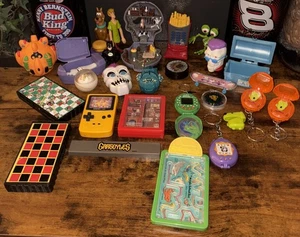 WOW! NICE LOT OF VINTAGE RARE TOYS/ 26 PC/SCOOBY DOO-MCDONALDS-WHEELS- LOOK! - Picture 1 of 23