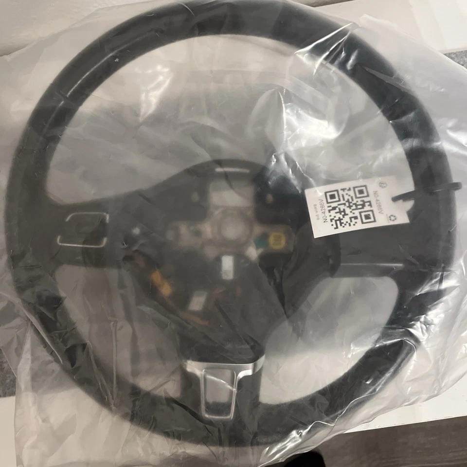 Lederlenkrad Lenkrad VW Polo 6R Leder schwarz Naht grau mit Telefonbedienung - Bild 1 von 3