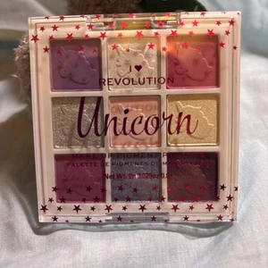 I π Revolution Unicorn Make Up Pigment Palette New & Sealed - Picture 1 of 3